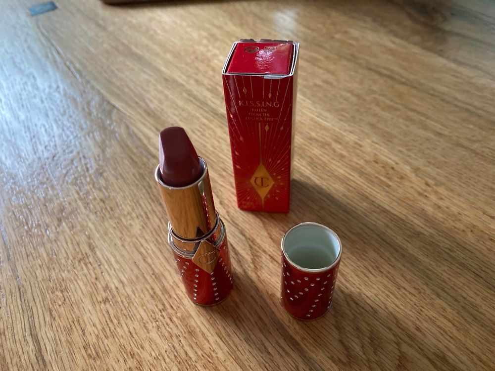 Charlotte Tilbury KISSING Fallen From The Lipstick Tree Swee Kaufen