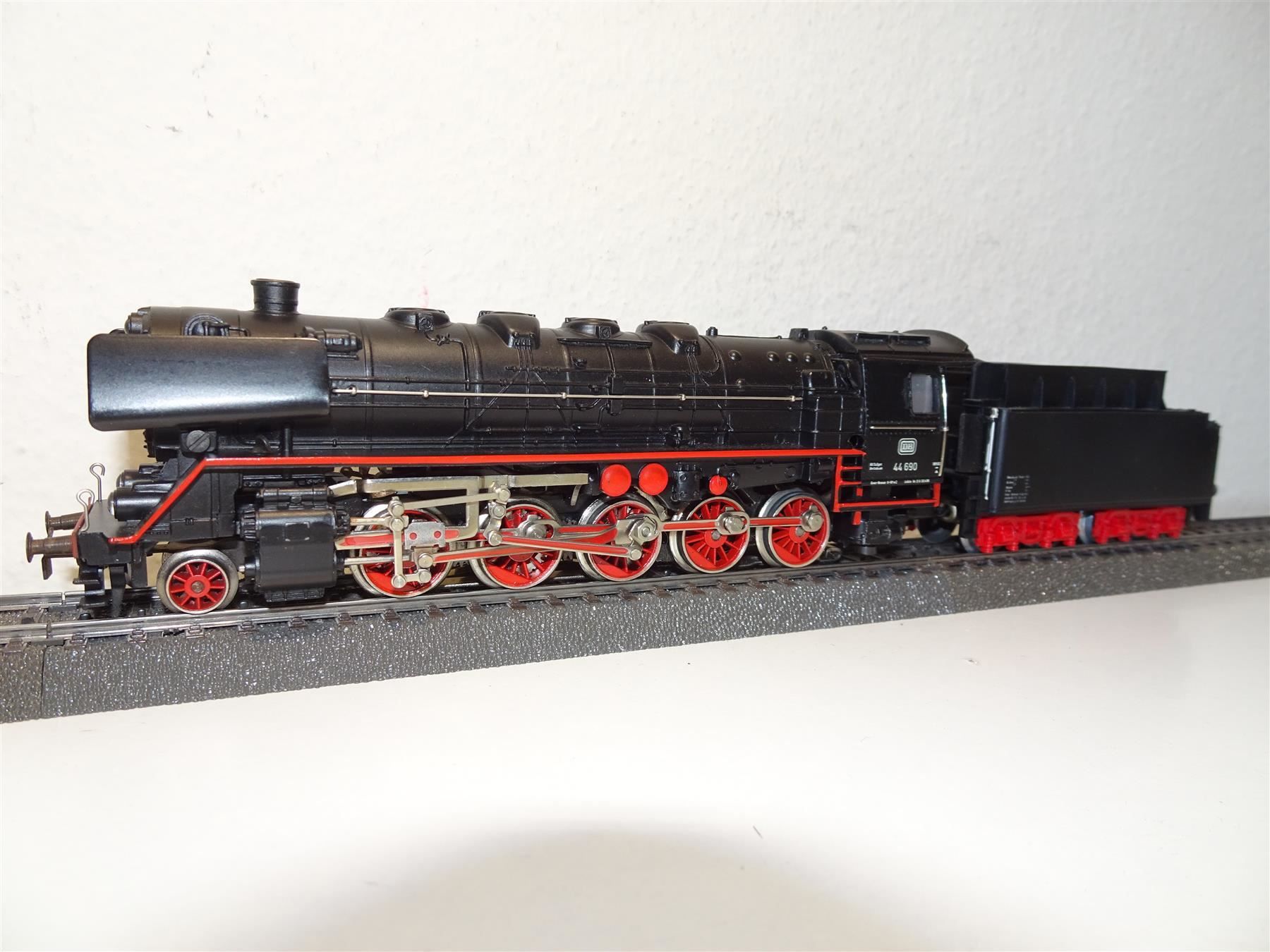 Märklin Dampf Lokomotive Br 44 HO 1 kaufen auf Ricardo