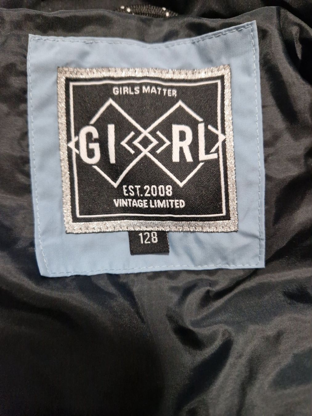 C&A Jacken & Mäntel: Size 128 Sleeveless Jacket – Gebraucht aus Gibswil von kweny 3