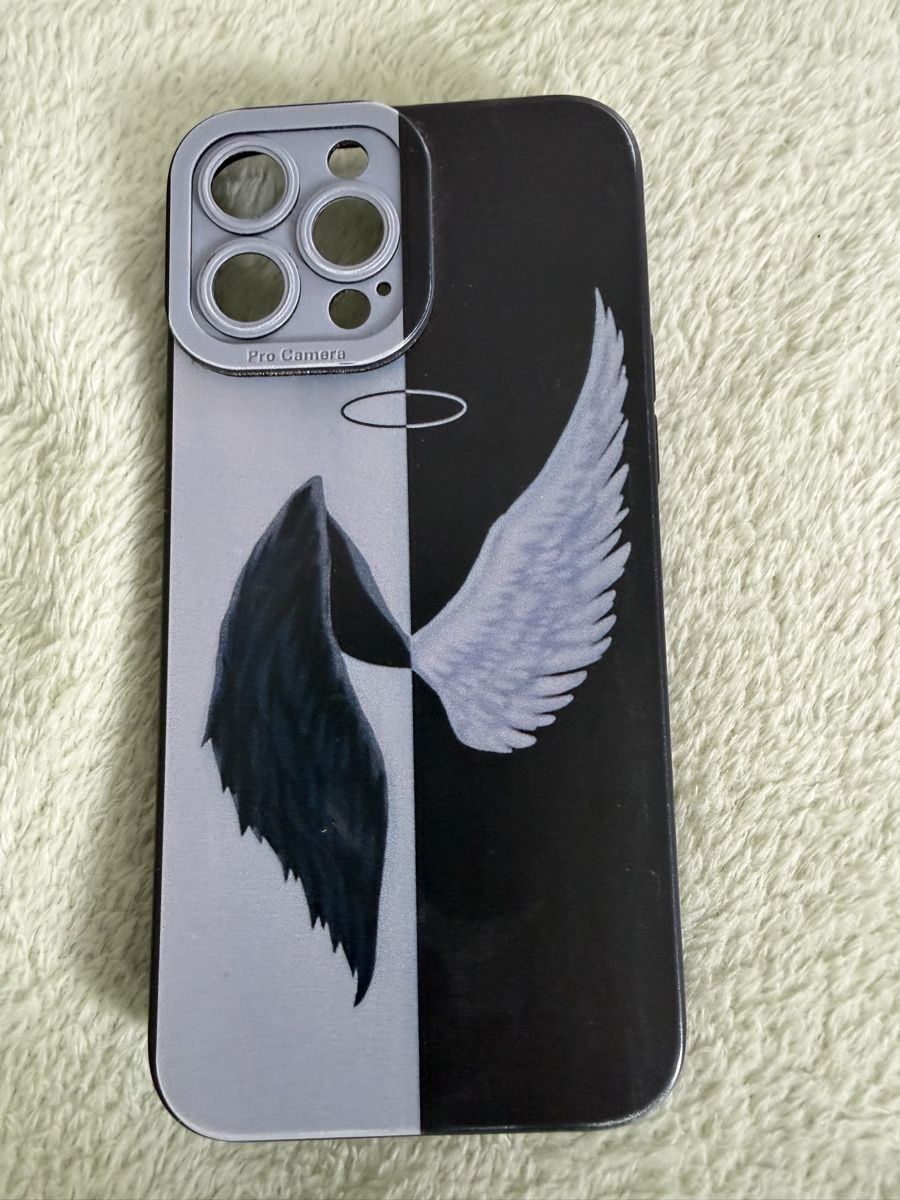 Apple Cover & Protezioni schermo: I Phone 13 Pro Max Flügelhülle – Usato da Schattdorf venduto da Steffi1291