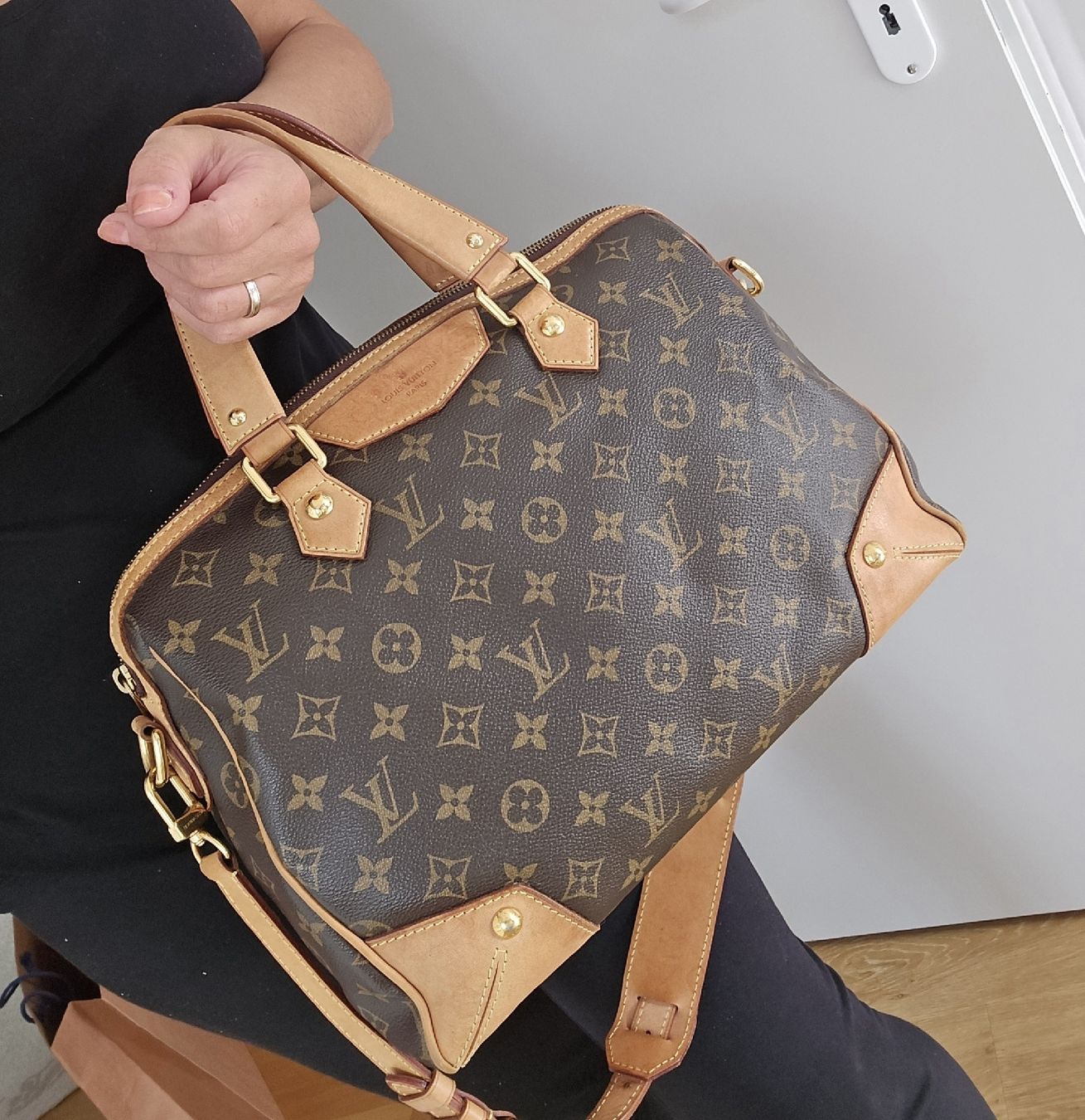 Louis Vuitton Taschen für Damen: Louis Vuitton Retiro PM Monogram Originale Handtasche   – Gebraucht aus Niederteufen von Mira_72 4