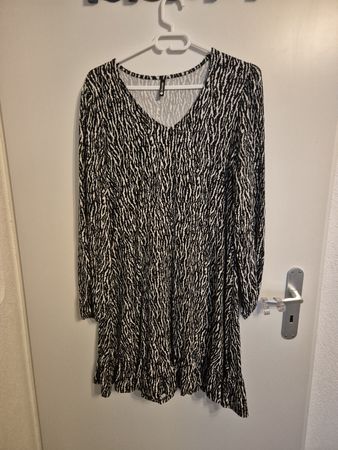 Kleid L
