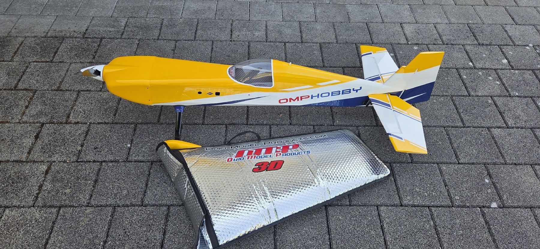 Omphobby RC Modellbau: OMP Hobby Edge 540 60" mit 2 Akkus – Gebraucht aus Brislach von Romat 2