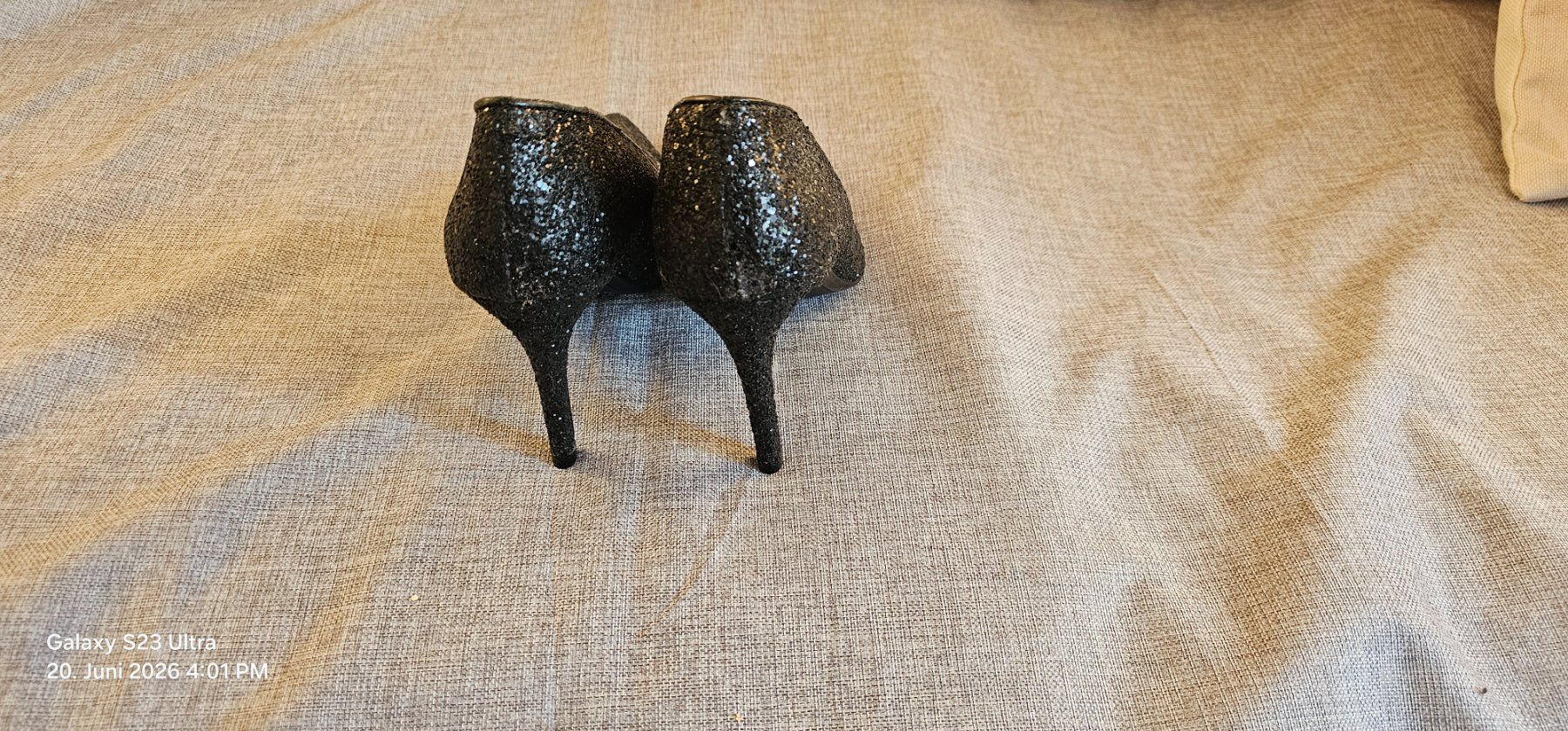 Scarpe da donna: Pumps Glitzer Design Schwarz (41) – Usato da Unterseen venduto da Anna57 1