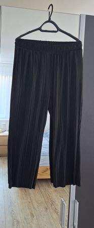 Zwei leicht Hosen 40/42 (neu)