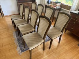 8 Esszimmer Stühle 
