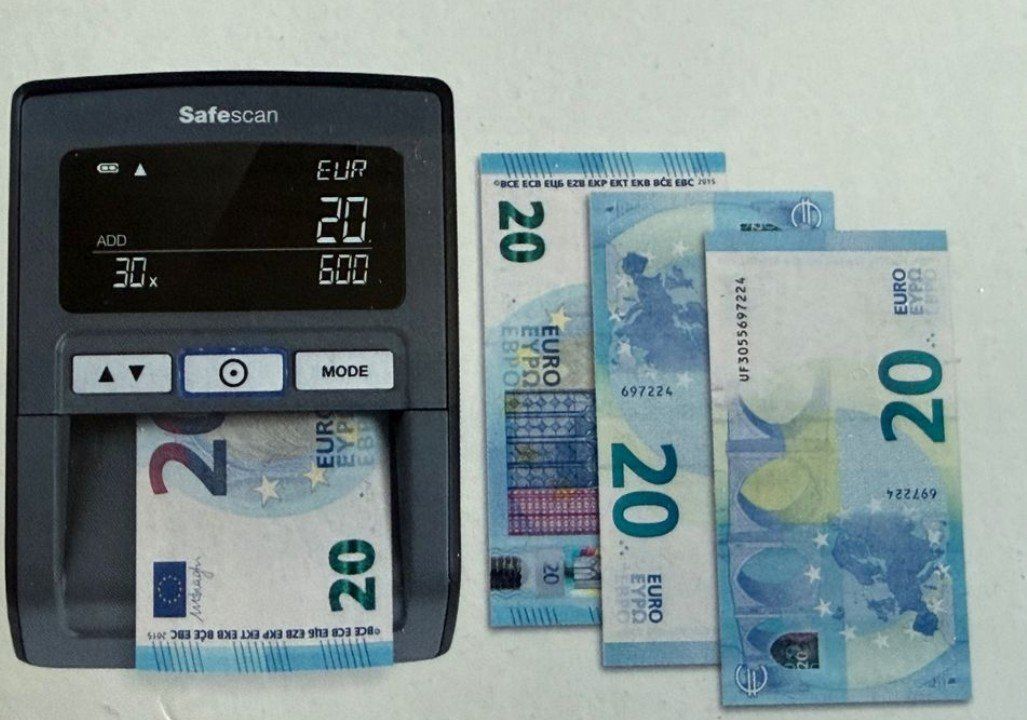 Alle Maschinen: Notenprüfer EUR, CHF, GBP – Gebraucht aus Selzach von Blacky_105 1
