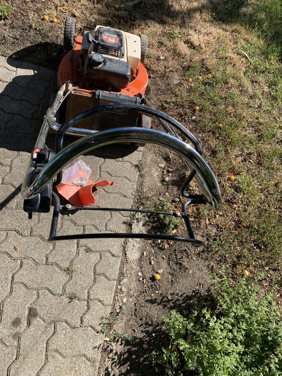Kubota Tondeuses à gazon: Kubota Rasenmäher WS21HTC – Défectueux à Liestal par num_xp75 2
