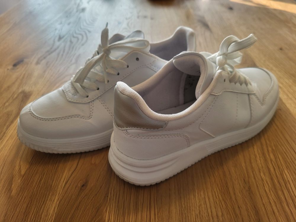 Graceland Chaussures femmes: Sneakers weiss, Graceland, Grösse 39 – Neuf (Voir description) à Wetzikon ZH par Babzee4 1