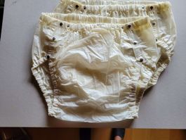 2 WindelhosenPVC weiss mit Druckknopfen gebraucht