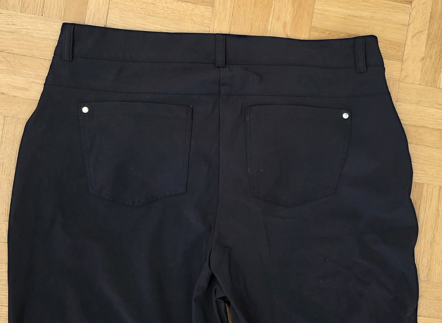 Pantaloni: pantalon noir léger taille 38 – Usato da Yverdon-les-Bains venduto da van_dq65 8