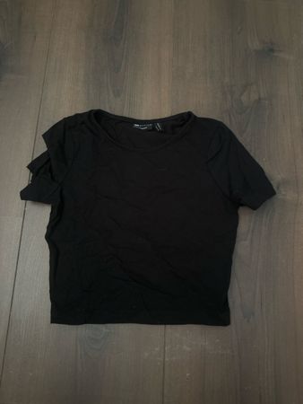Schwarzes T-Shirt Grösse 34 ASOS