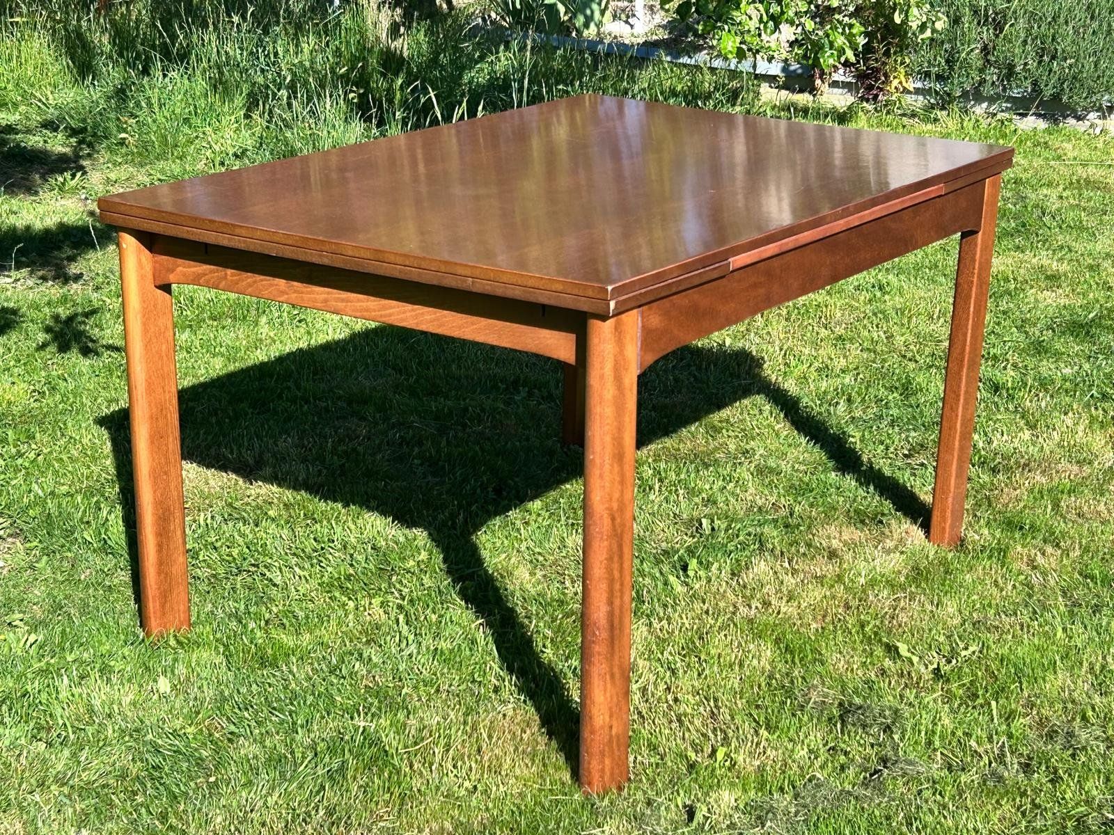 Set di tavolo e panche: Tisch ausziehbar mit 6 Stühlen – Usato da Brünisried venduto da jermann123 2