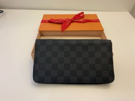 Louis Vuitton Damier Graphite Zippy Long Wallet N60111