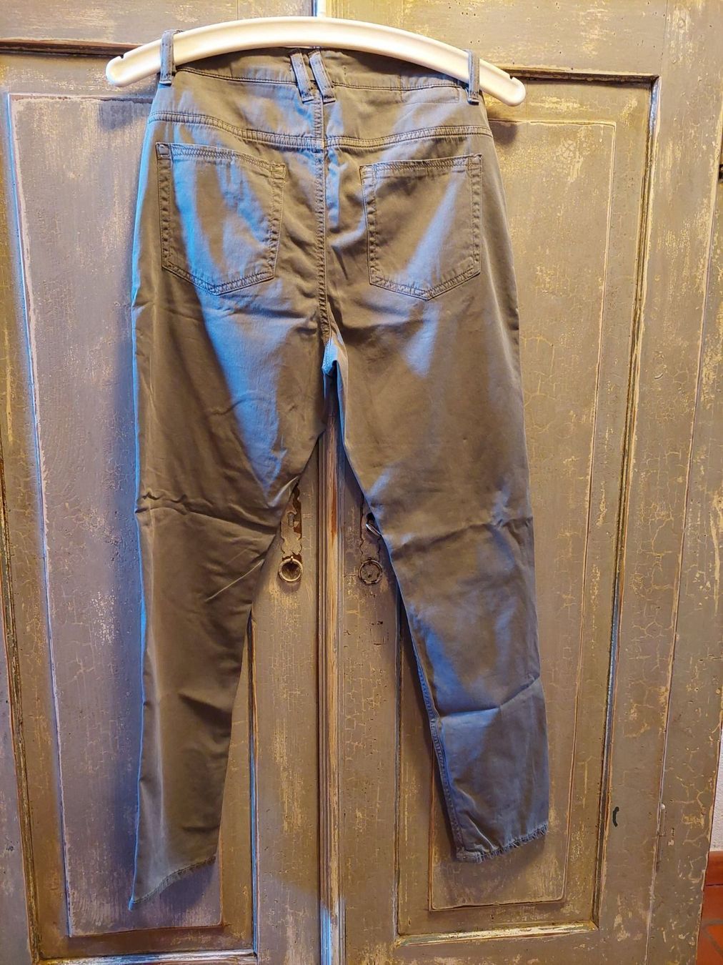 Drykorn Pantaloni: Drykorn . Drip grau 25/32 – Nuovo e nell'imballaggio originale da Besenbüren venduto da teluride89 1