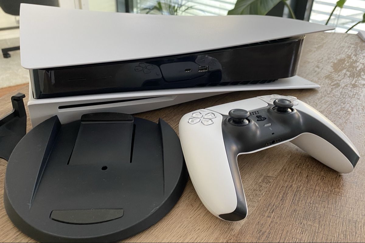 Sony Konsolen: Sony PlayStation 5 Konsole - Disc Version – Gebraucht aus Geroldswil von PS76 1