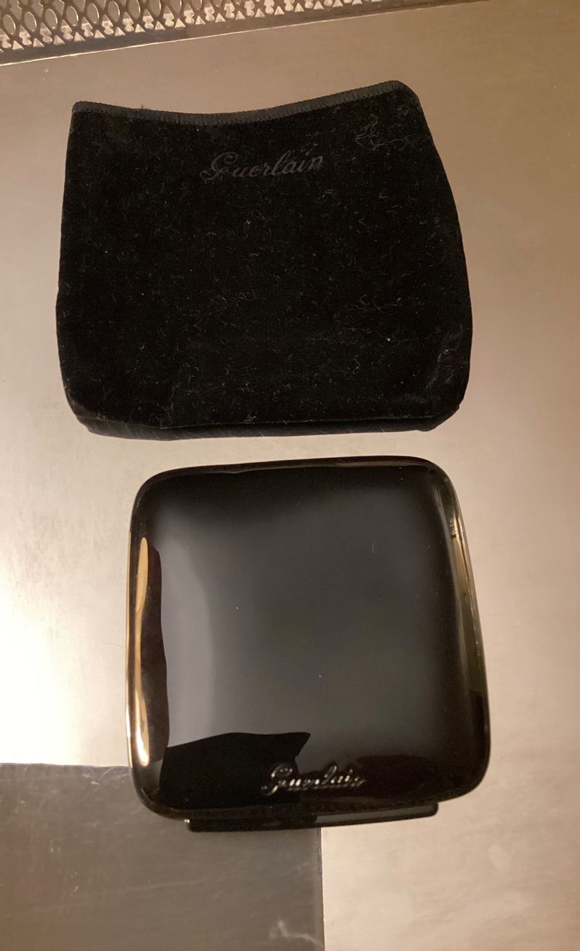 Guerlain Make-up: Guerlain Blush Éclat Cherry Blossom – Usato da Magadino venduto da sylvierosa 3