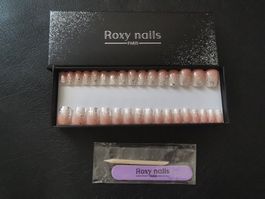 3 coffrets Roxy nail faux ongles