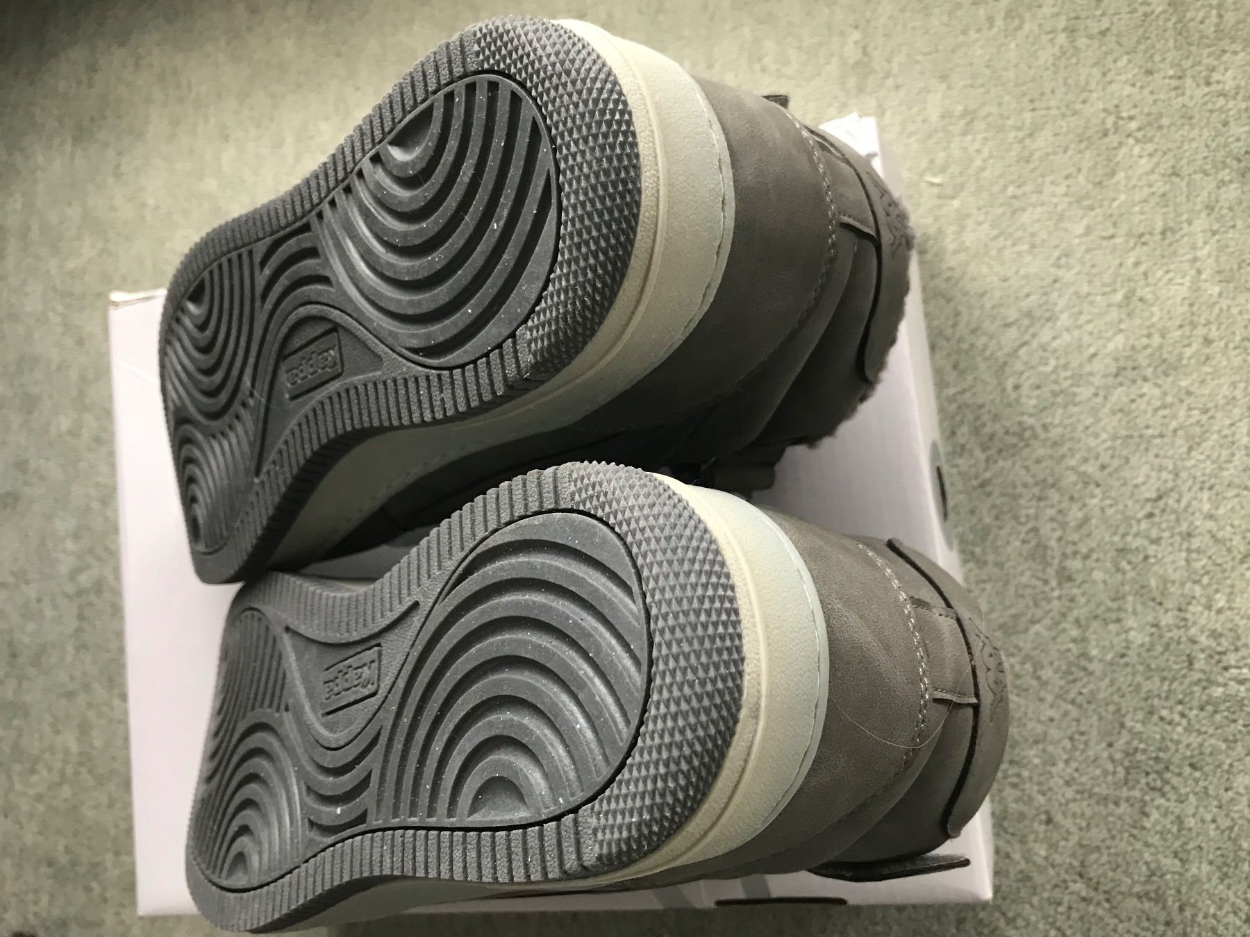 Kappa Scarpe da uomo: Kappa Bash Mid Fur, Winter Schuhe, Gr. 43, Grau, Neu – Nuovo (secondo la descrizione) da Niederteufen venduto da mix18 2