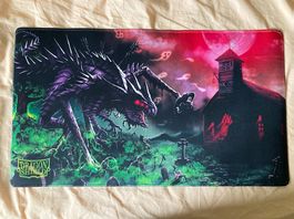 Limitierte Playmat von Dragon Shield