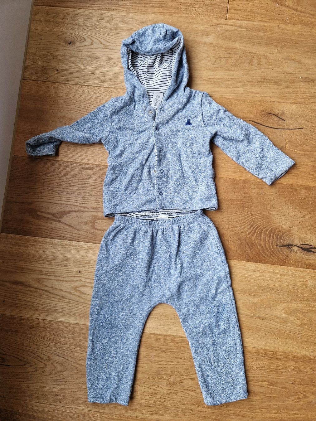 Gap Kleiderpakete & -sets: Baby Gap Set Grösse 80 – Gebraucht aus Eschenbach SG von SanFranciscoCalifornia
