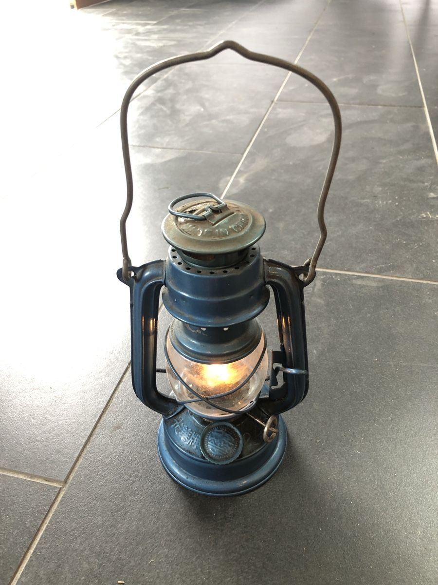 Lampade & Luci: Sturmlaterne klein Blau – Usato da Reisiswil venduto da uleibundgut