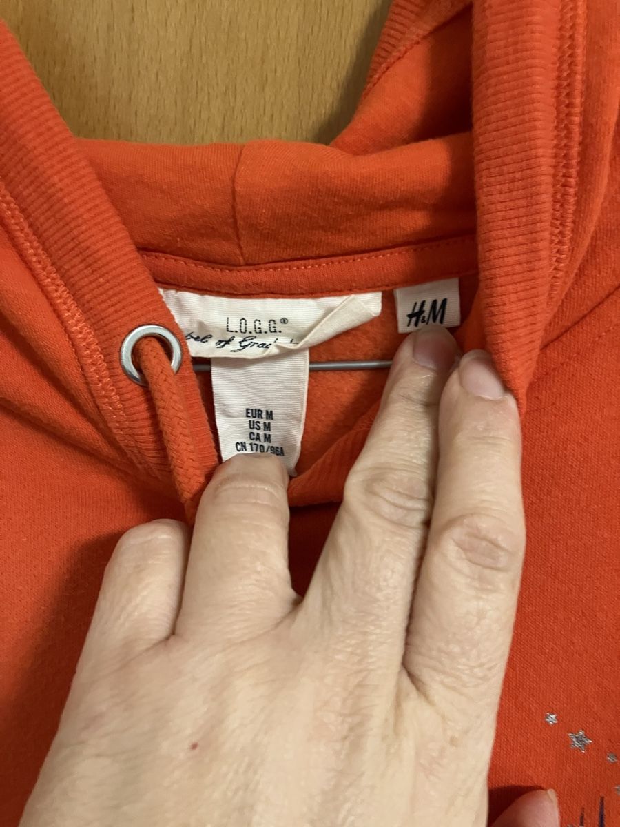 H&M Pulls & Sweat-shirts: Pull orange NASA H&M, taille M, parfait! – D'occasion à Bex par epsonstylus 1