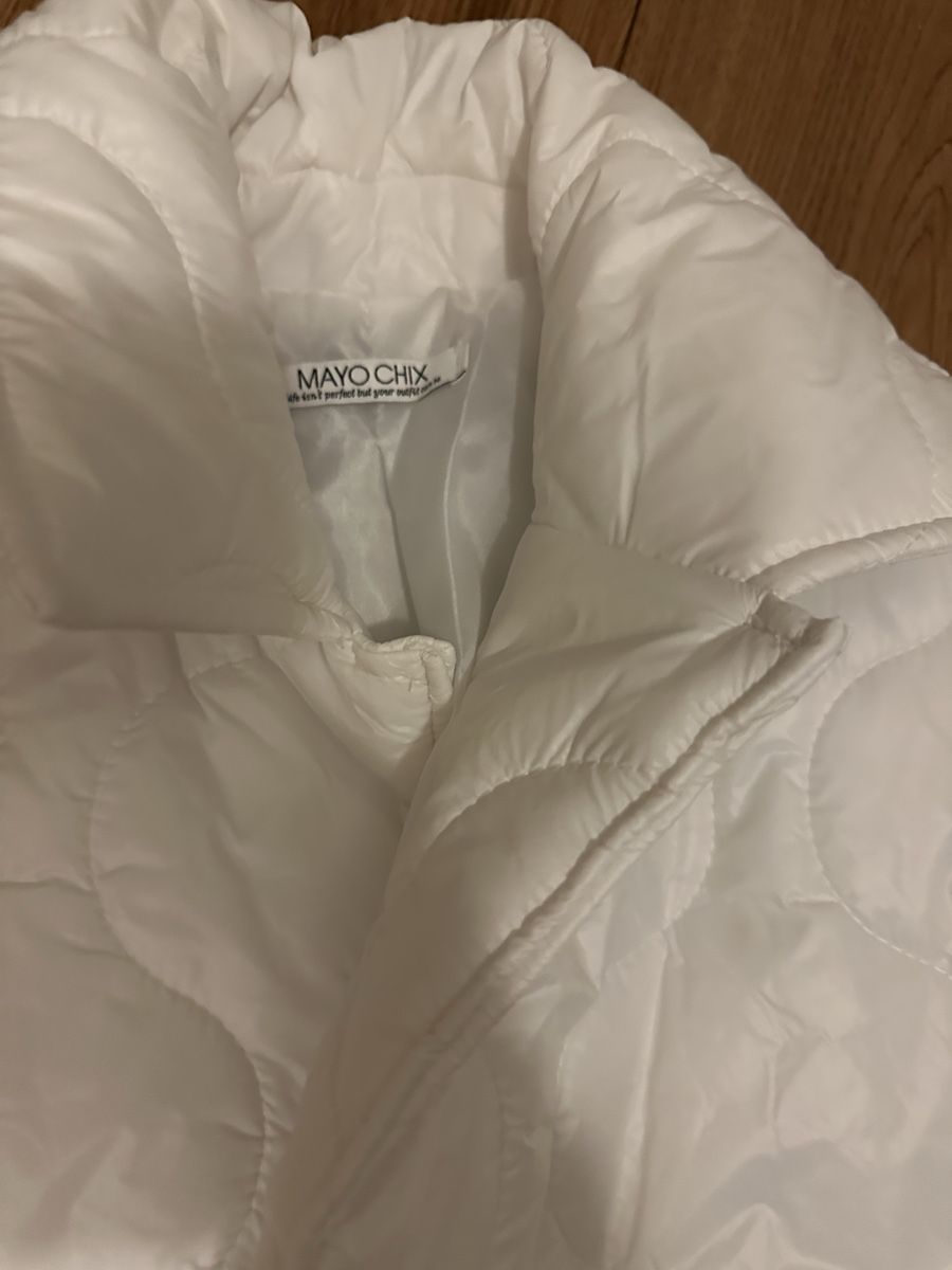 Vestes: Jacke – D'occasion à Rudolfstetten par Laramalna 1