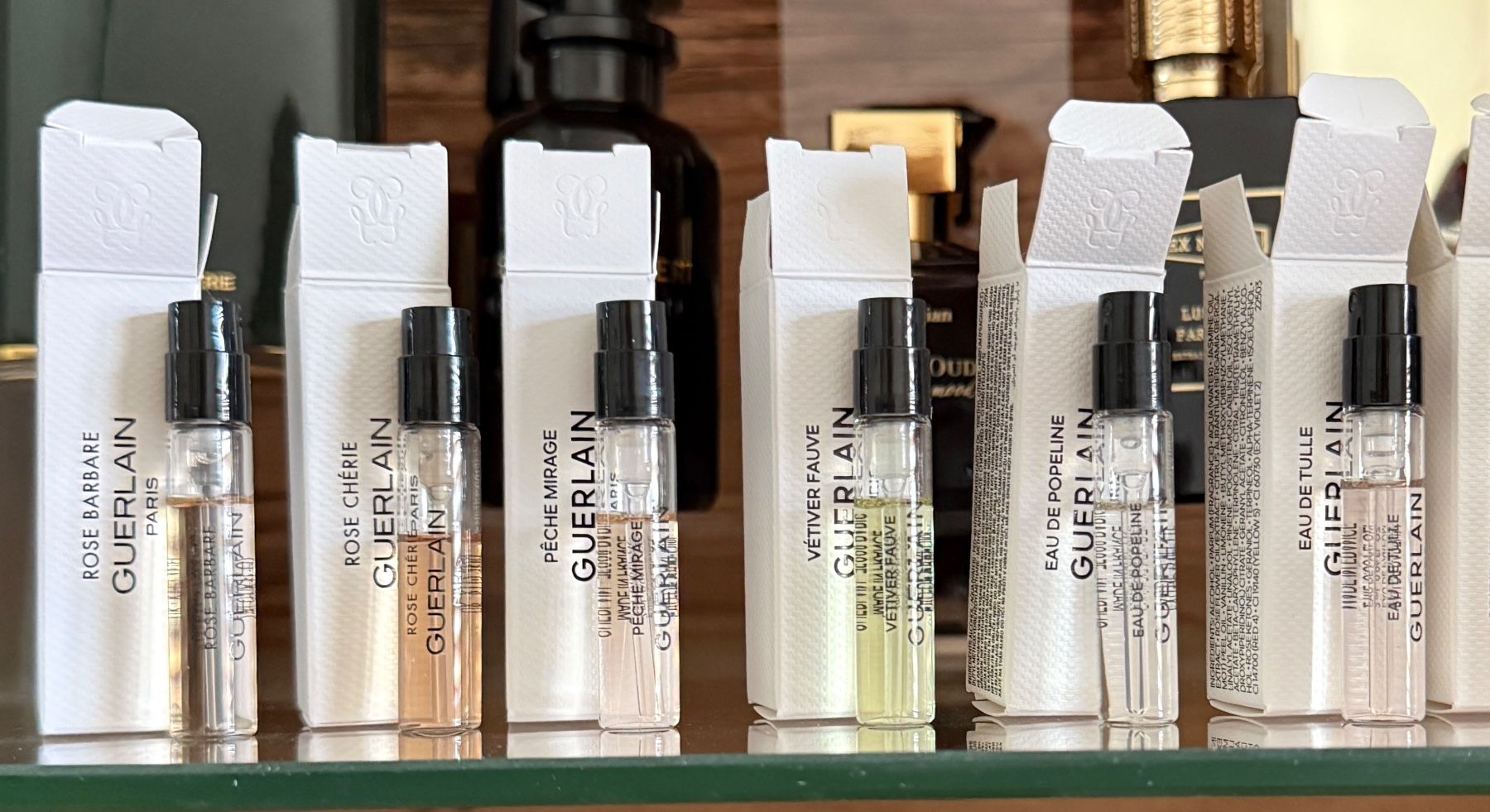 Guerlain Profumi & Eau de Toilette: Guerlain 6x2ml Eau de Tulle, Rose Cherie, Rose Barbare – Usato da Ittigen venduto da iGeorgia 2