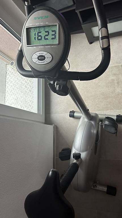 Vélos d'appartement: Kettler Ergometer Hometrainer GRATIS – D'occasion à Balterswil par Saraziema 1