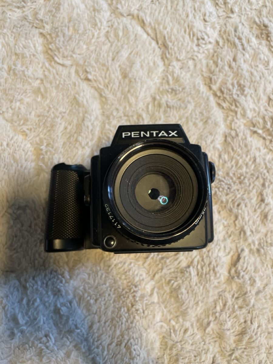 Pentax Kamera: Pentax 645 Mittelformatkamera mit Objektiv - Defekt – Gebraucht aus Windisch von LizaSimpson 1