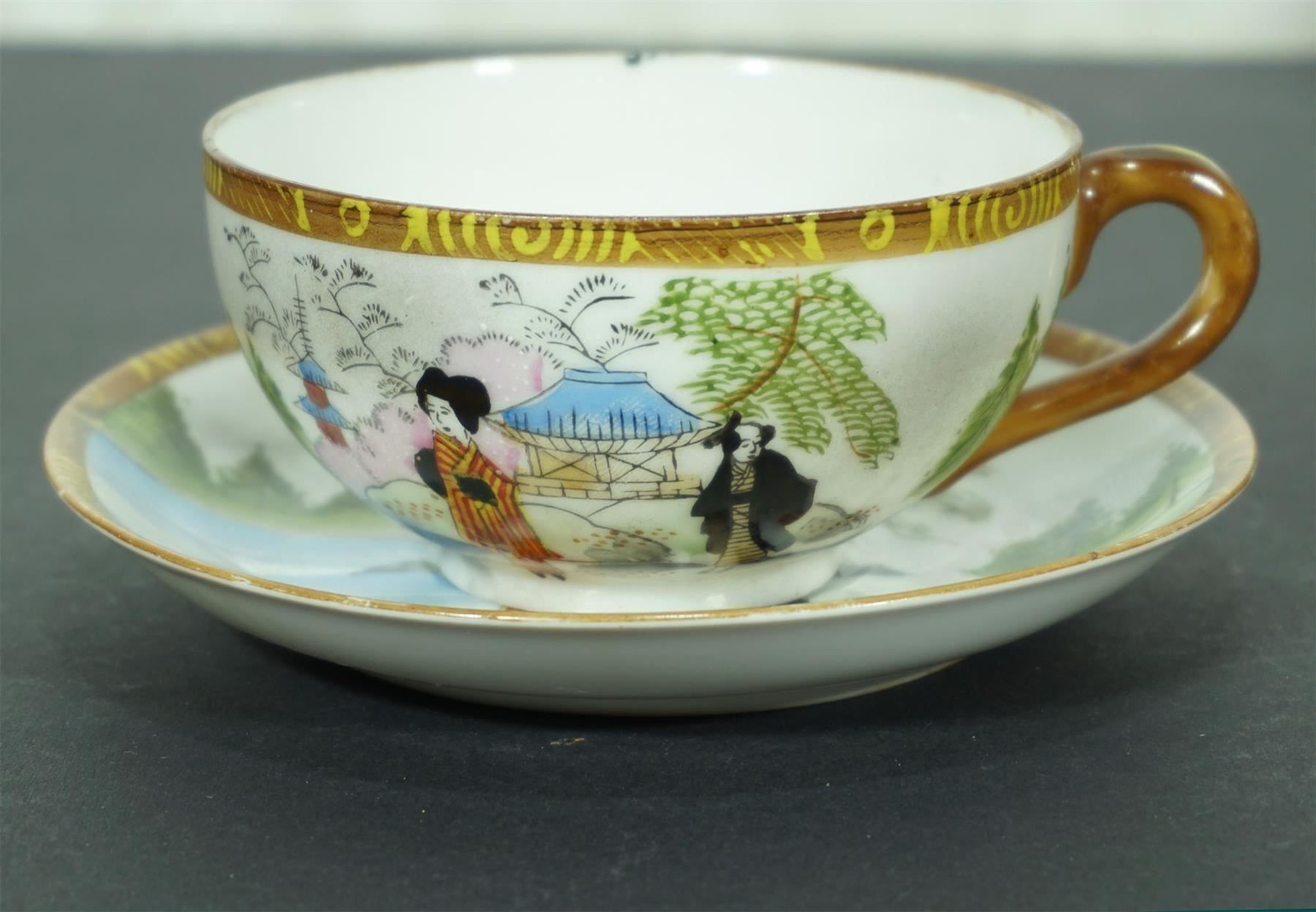 Set di piatti: Englisches Teeservice im Asia Style – Usato da Meggen venduto da Brockitare 6