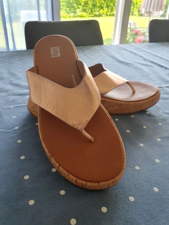 NEU Fitflop Zehentrenner, roségold, Grösse 41 !