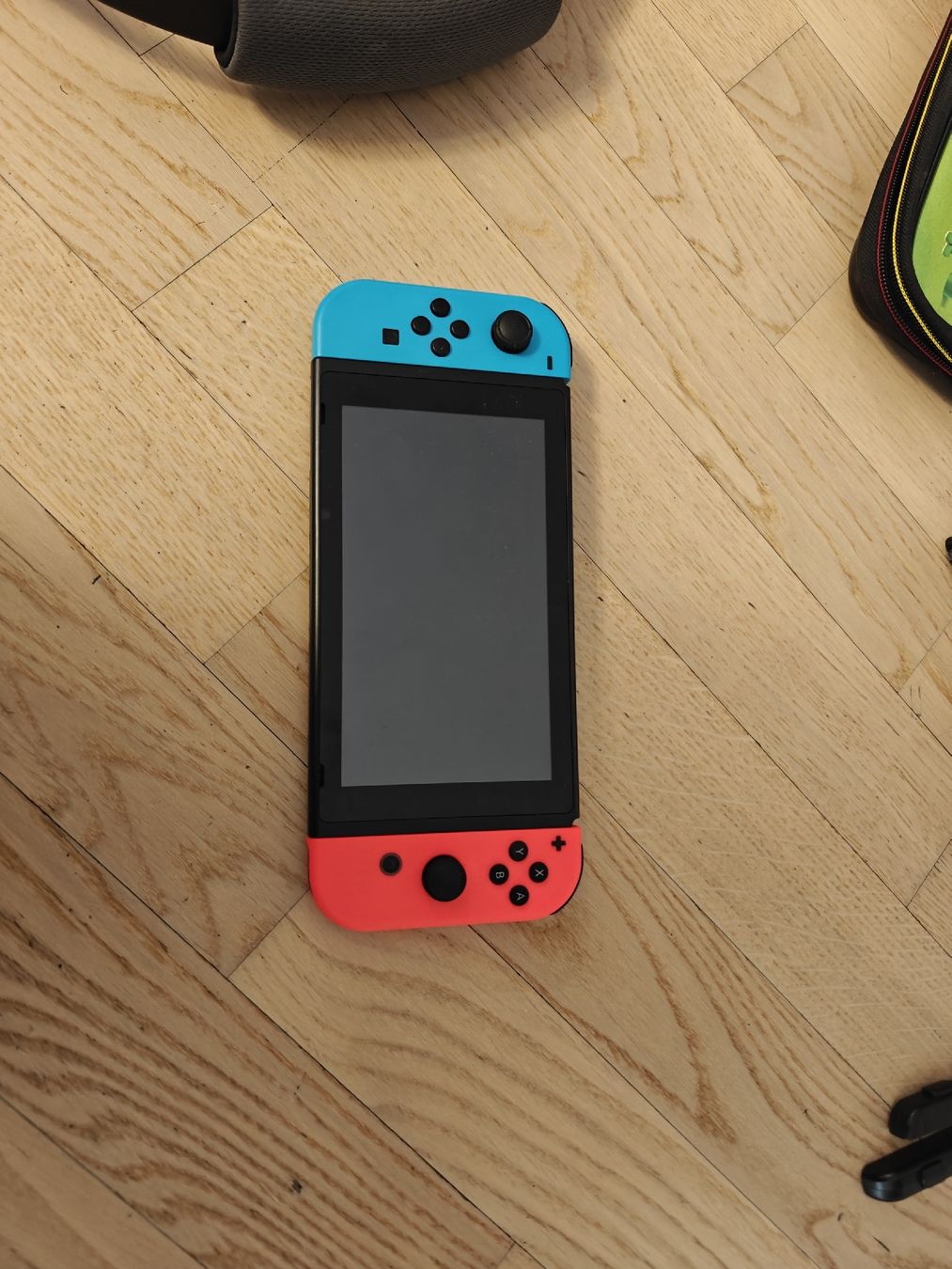 Nintendo Console: Nintendo Switch Mega-Bundle | 4 Joy-Cons | Ring Fit | Smash – Usato da Wallisellen venduto da dzaccount 3