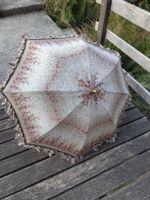 Vintage Sonnenschirm mit Blumenmuster guter Zustand