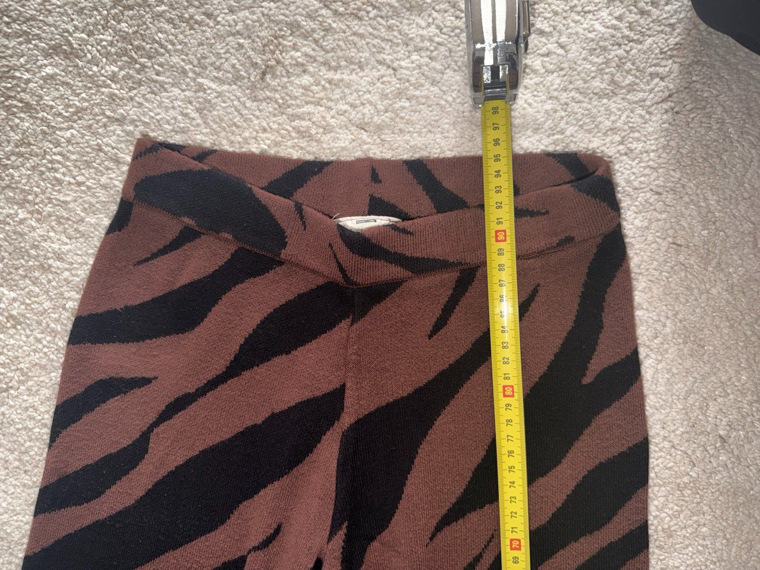 Kleiderpakete: 3-teiliges Zebra-Strickset – Gebraucht aus Niederuzwil von Lisascloset 2