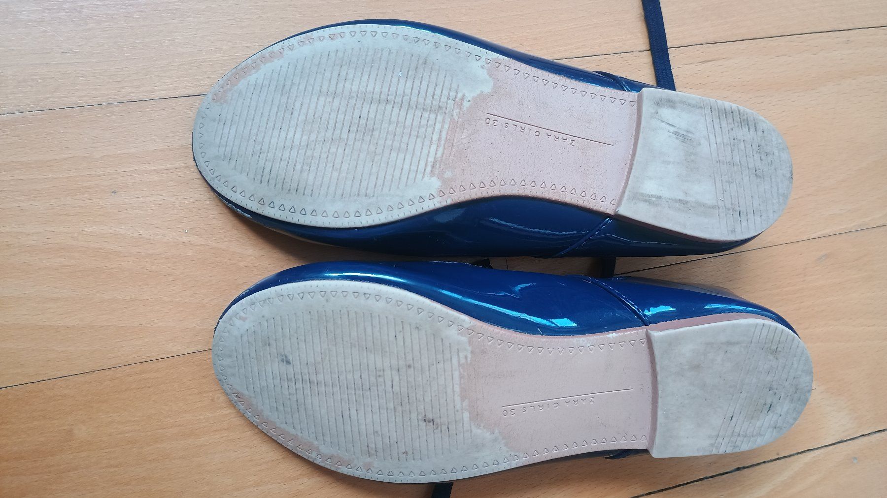Scarpe per ragazze: Schuhe Mädchen Gr. 30 – Usato da St. Gallen venduto da takalusu 8