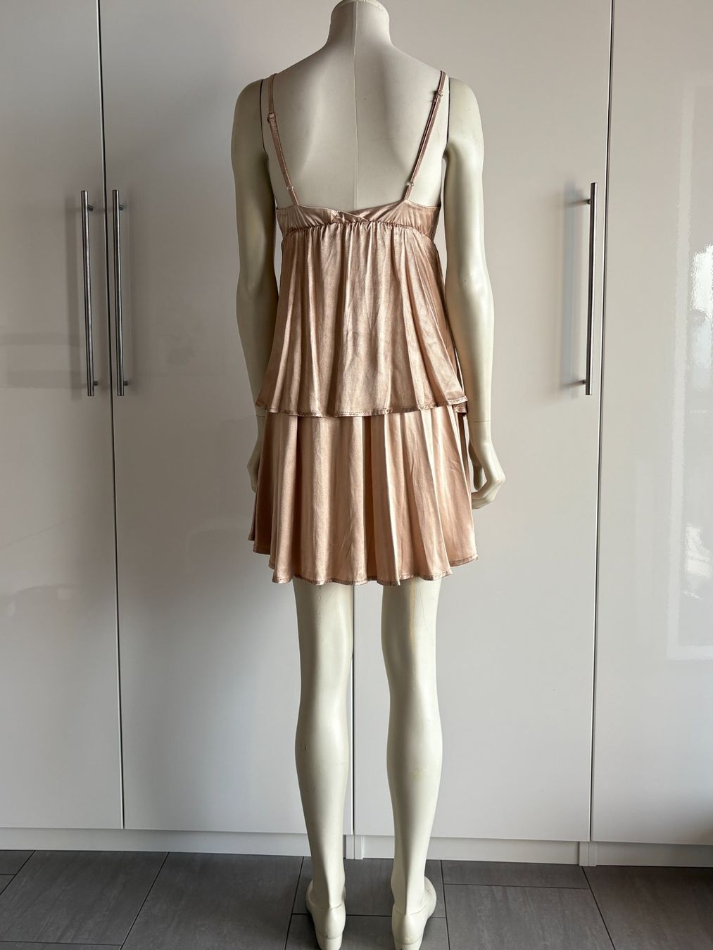 Vestiti: Kleid moki b, beige – Nuovo e nell'imballaggio originale da Contra venduto da Oly_93 4
