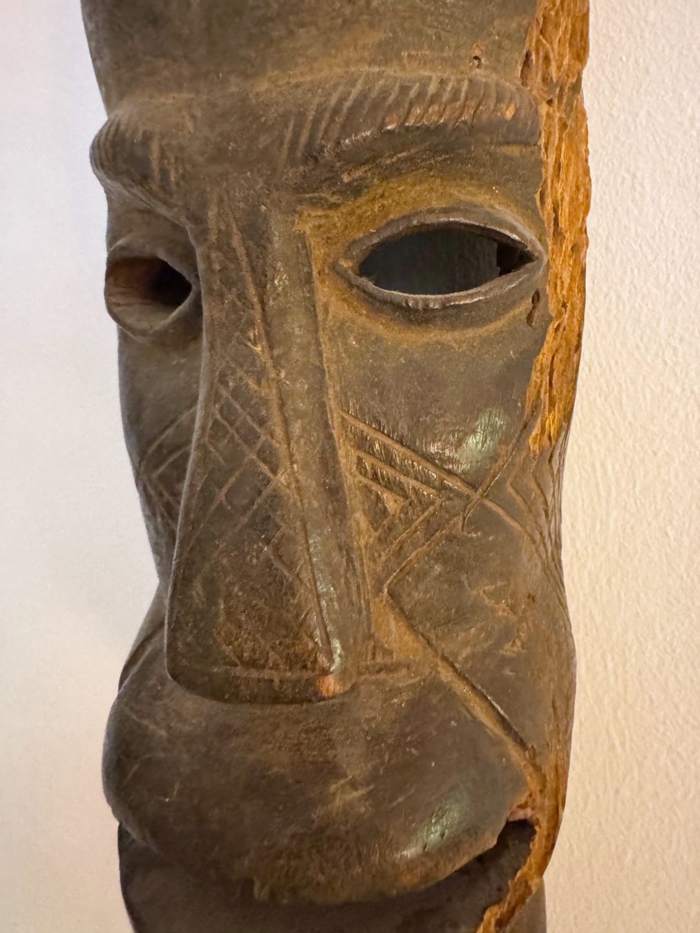 Internationale Kunst: Holzmaske, Kuba, Kongo – ca. 46 cm – Gebraucht aus Zürich von willson-quayle 3