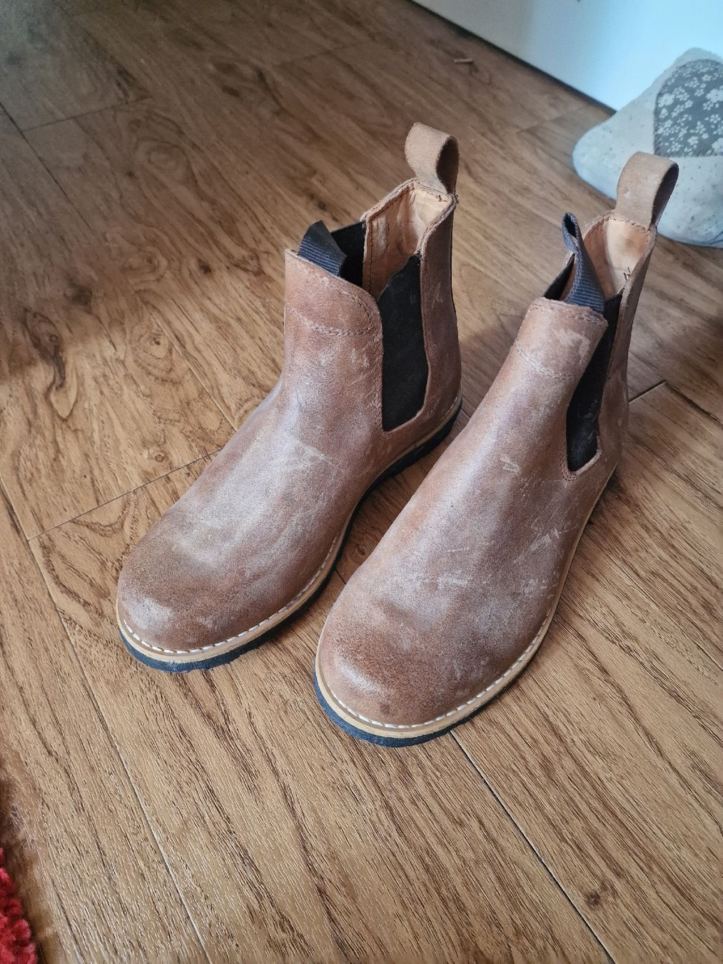 Chaussures hommes: Braune Lederstiefeletten Grösse 42 – Neuf avec emballage d'origine à Wald ZH par Cjp