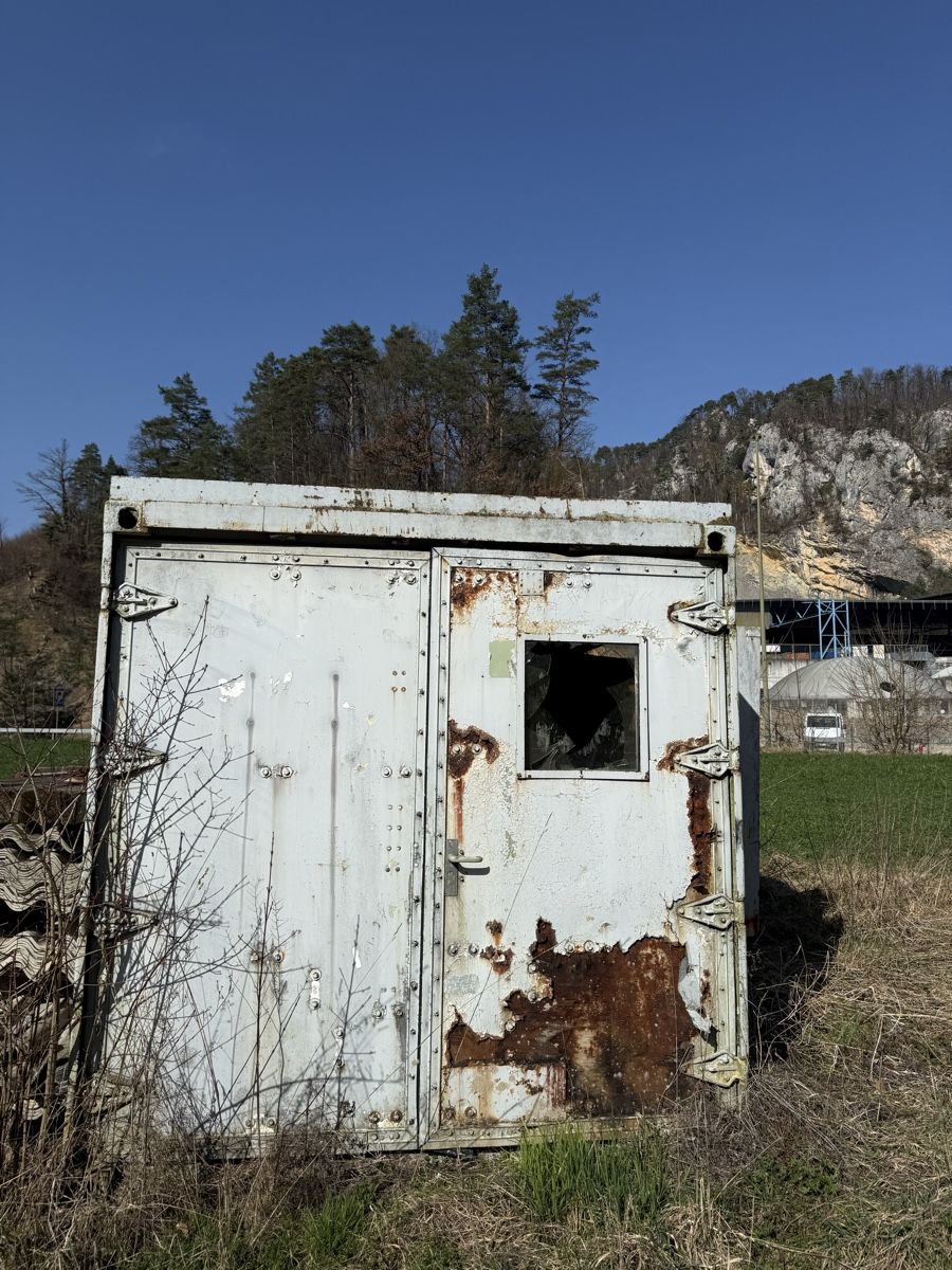 Conteneurs de construction: Lagercontainer/Bürocontainer/Container – D'occasion à Breitenbach par Looneybs 1