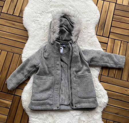 Warme Übergangs-/Winterjacke der Marke Okaidi, Grösse 110
