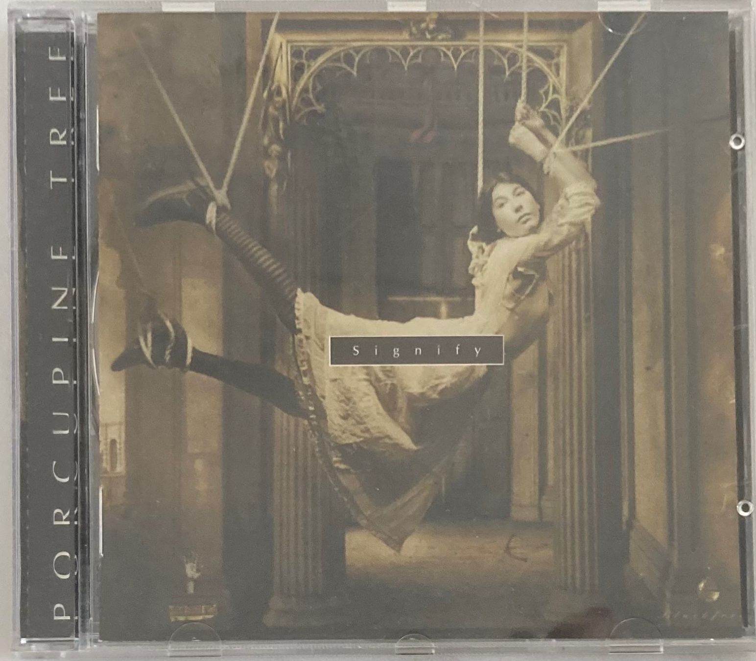 CD: PORCUPINE TREE - SIGNIFY – Usato da Poliez-Pittet venduto da Newtown-Records