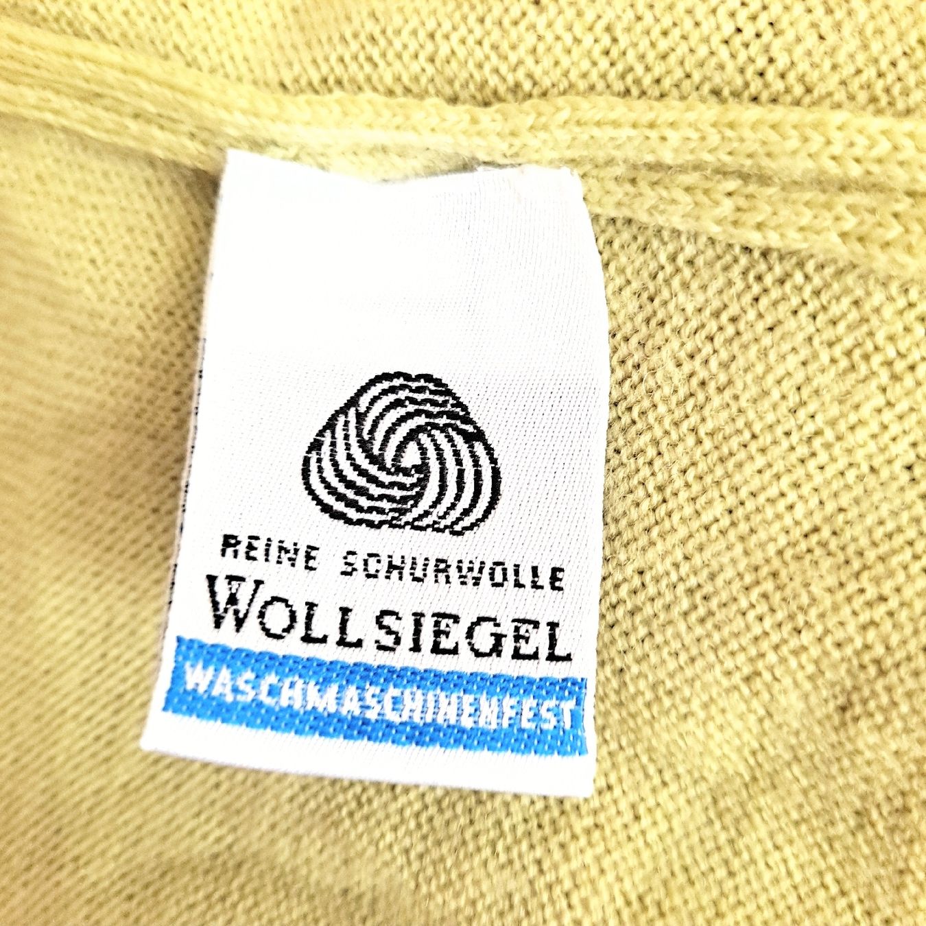Lotti di vestiti: Peter Hahn Set, Jacke und Pullover Gr. 42 Schurwolle  – Usato da Liestal venduto da Mas-Y-Mas 1