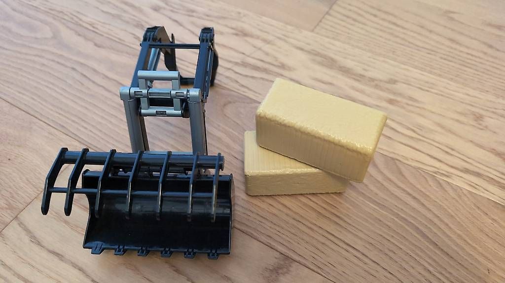 Zubehör Traktoren & landw. Fahrzeuge: Schaufel für Traktor – Gebraucht aus Neuenkirch von GRKN 2