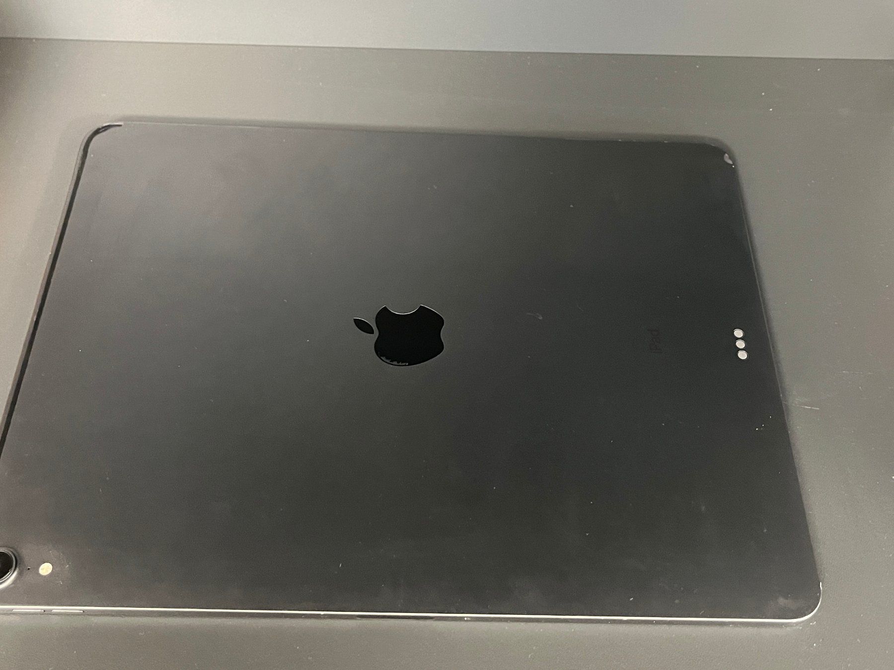 Apple Tablettes PC: iPad Pro 12.9" 3. Generation, 64 GB, A1876 – D'occasion à Ibach par Pakopako 2