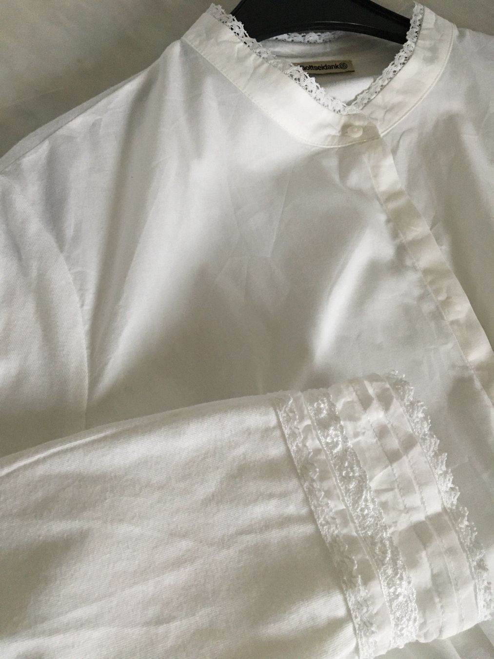 Camicette: Dirndlbluse Gottseidank 46 neu – Nuovo e nell'imballaggio originale da Siebnen venduto da Starlauf
