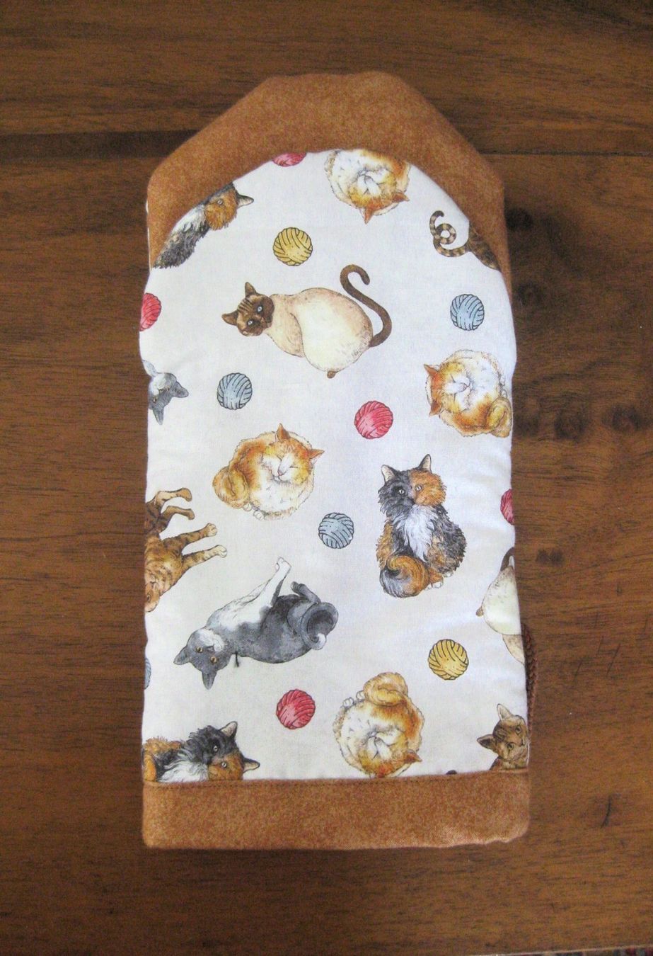 Gants & mitaines : Backhandschuh, Grillhandschuh, mit Katzen, Handarbeit – Neuf (Voir description) à Kriens par Kraeutergarten 1