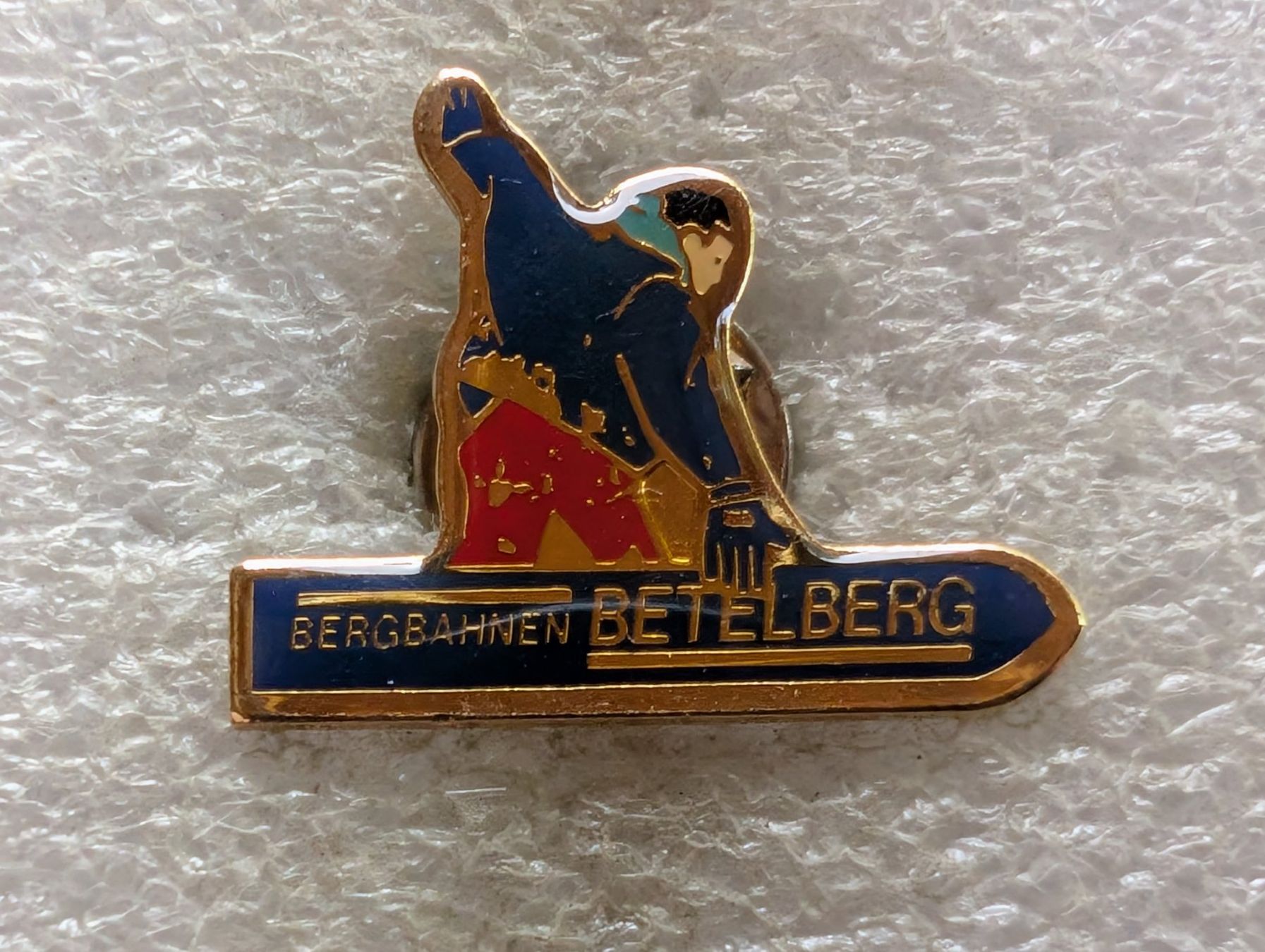 Placchette & Badge: Ansteckpin 221: Bergbahnen Bettelberg – Usato da Oppligen venduto da Pin-Fall-Shop