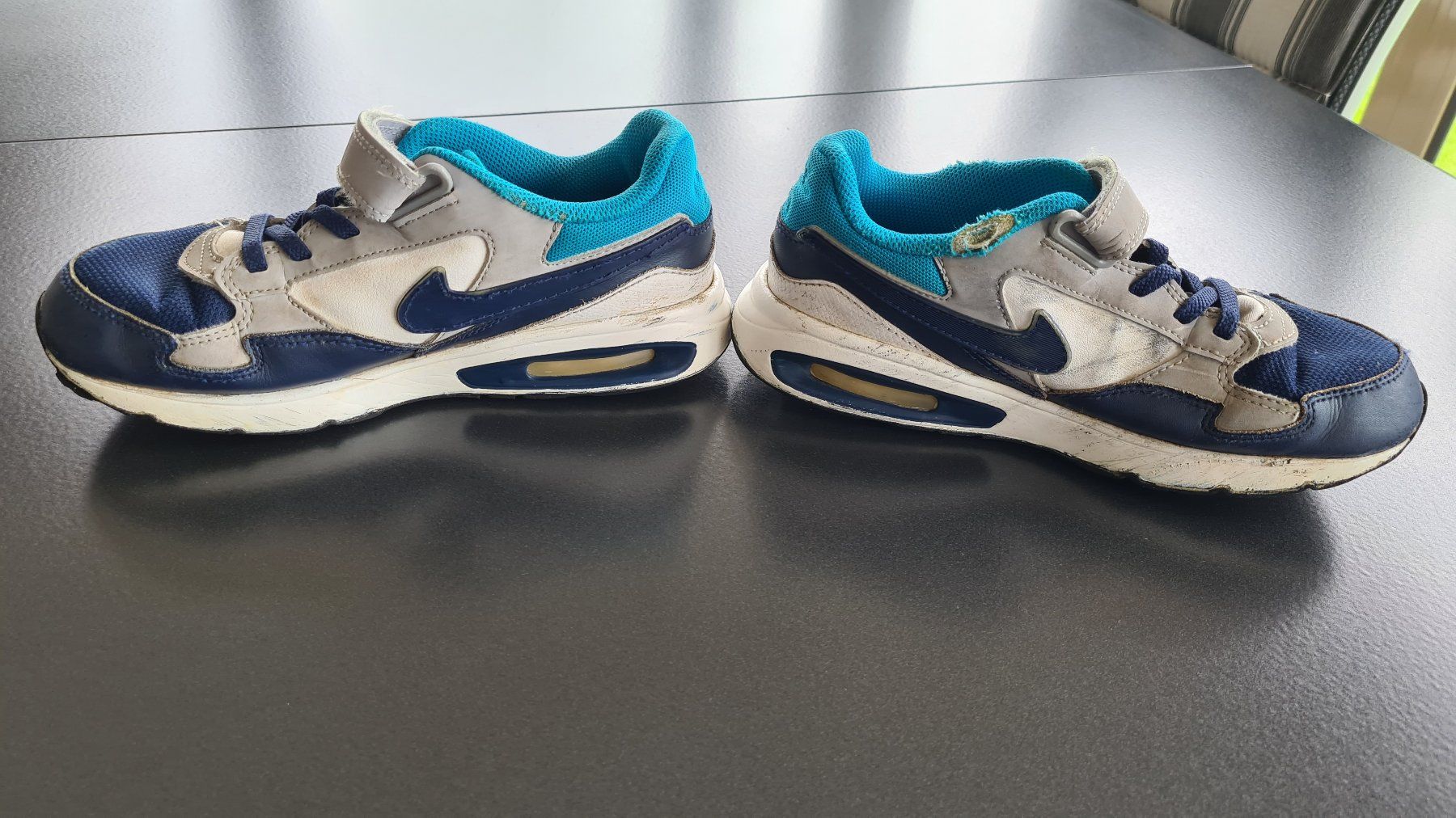 Nike Scarpe per ragazzi: Nike Schuhe Gr. 33.5 – Usato da Obergösgen venduto da schesom 4